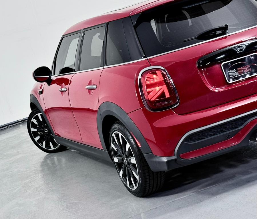 used 2022 MINI Hardtop car, priced at $20,900