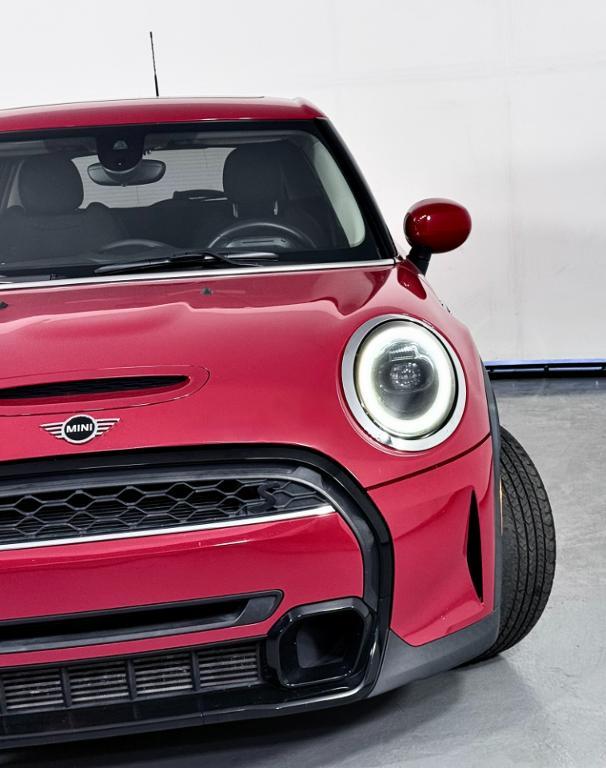 used 2022 MINI Hardtop car, priced at $20,900