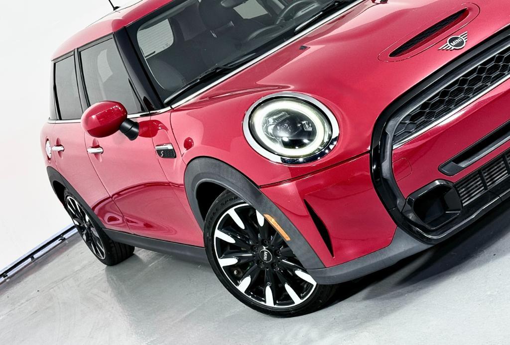 used 2022 MINI Hardtop car, priced at $20,900