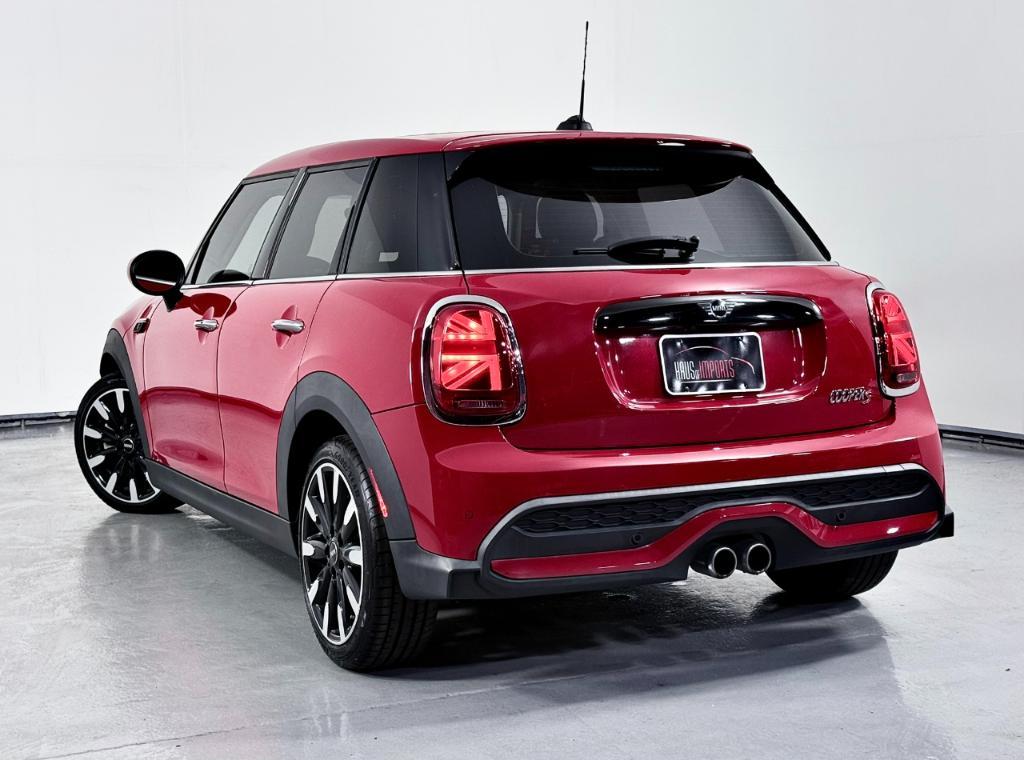 used 2022 MINI Hardtop car, priced at $20,900
