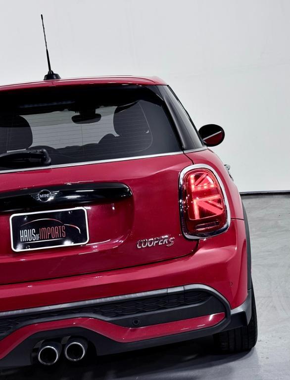 used 2022 MINI Hardtop car, priced at $20,900