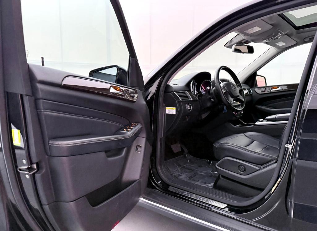 used 2012 Mercedes-Benz M-Class car, priced at $9,900