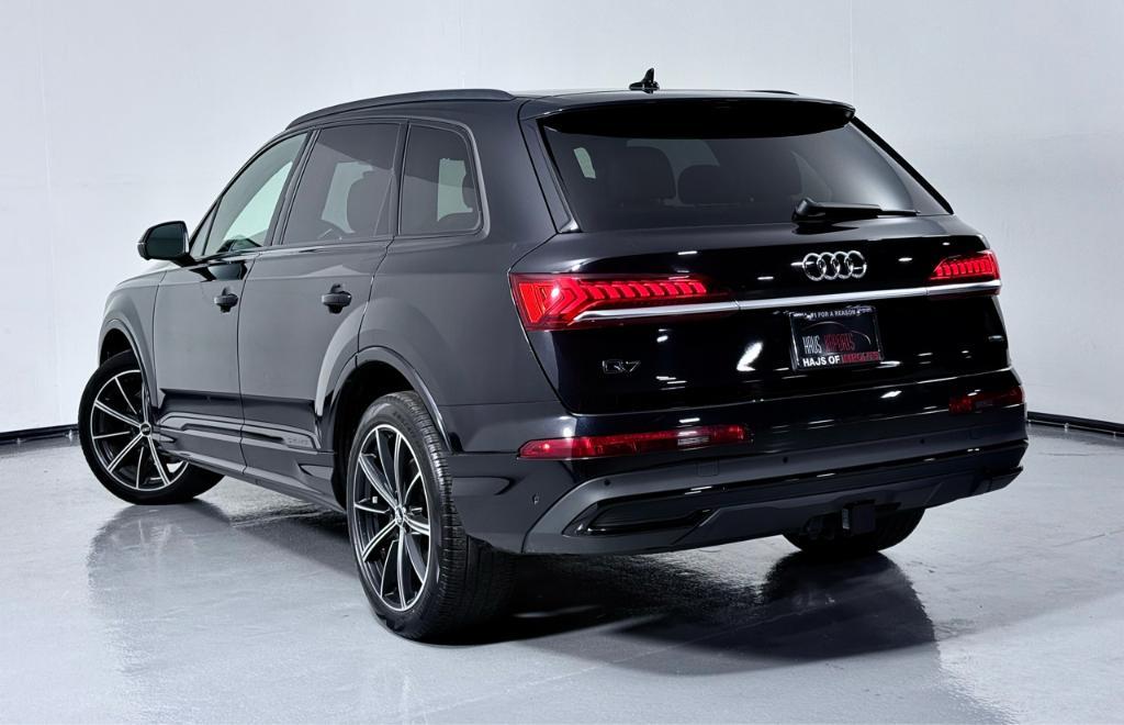 used 2020 Audi Q7 car, priced at $32,900