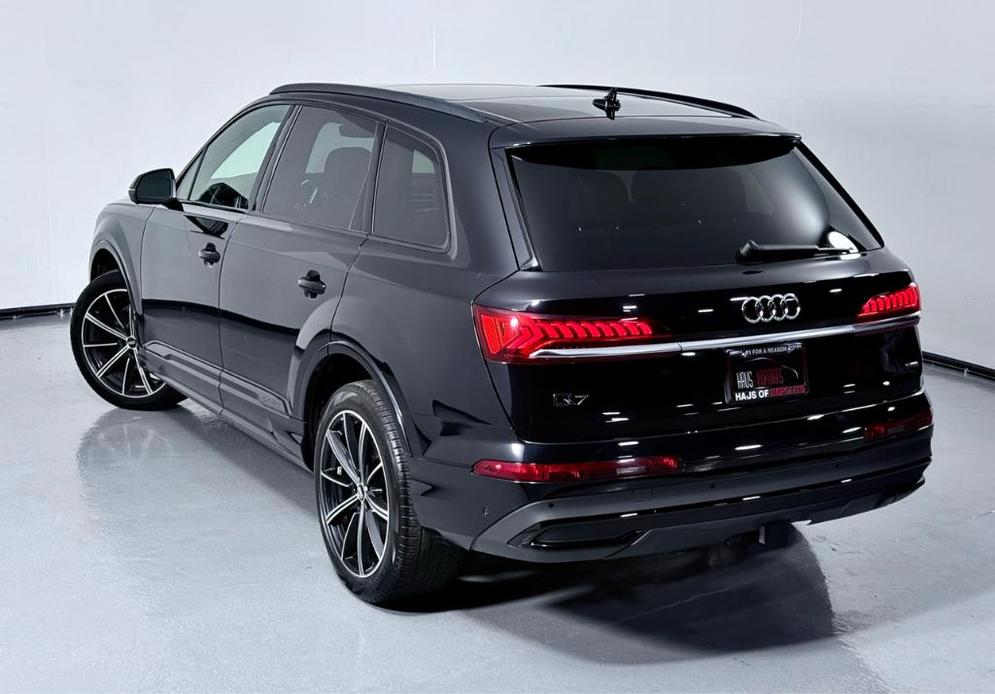 used 2020 Audi Q7 car, priced at $32,900