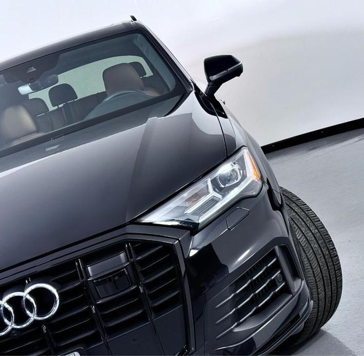 used 2020 Audi Q7 car, priced at $32,900