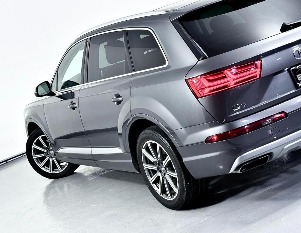 used 2019 Audi Q7 car, priced at $19,900