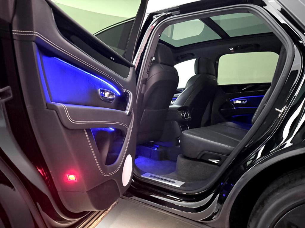 used 2018 Bentley Bentayga car, priced at $68,500