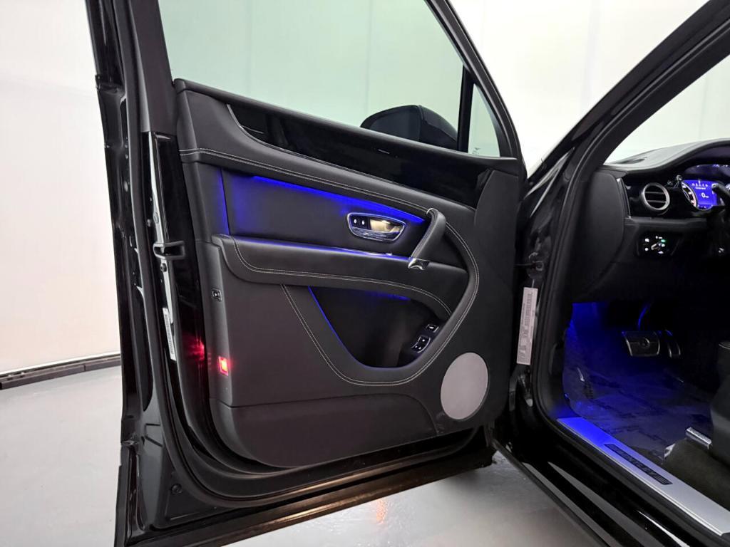 used 2018 Bentley Bentayga car, priced at $68,500
