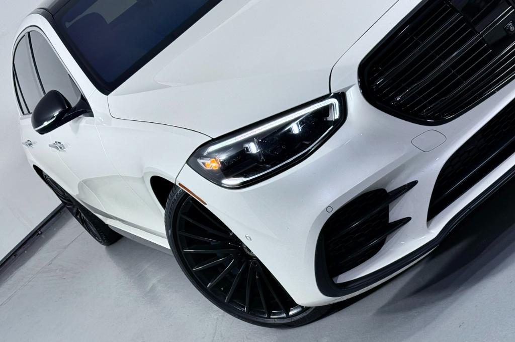 used 2022 Mercedes-Benz S-Class car, priced at $59,900