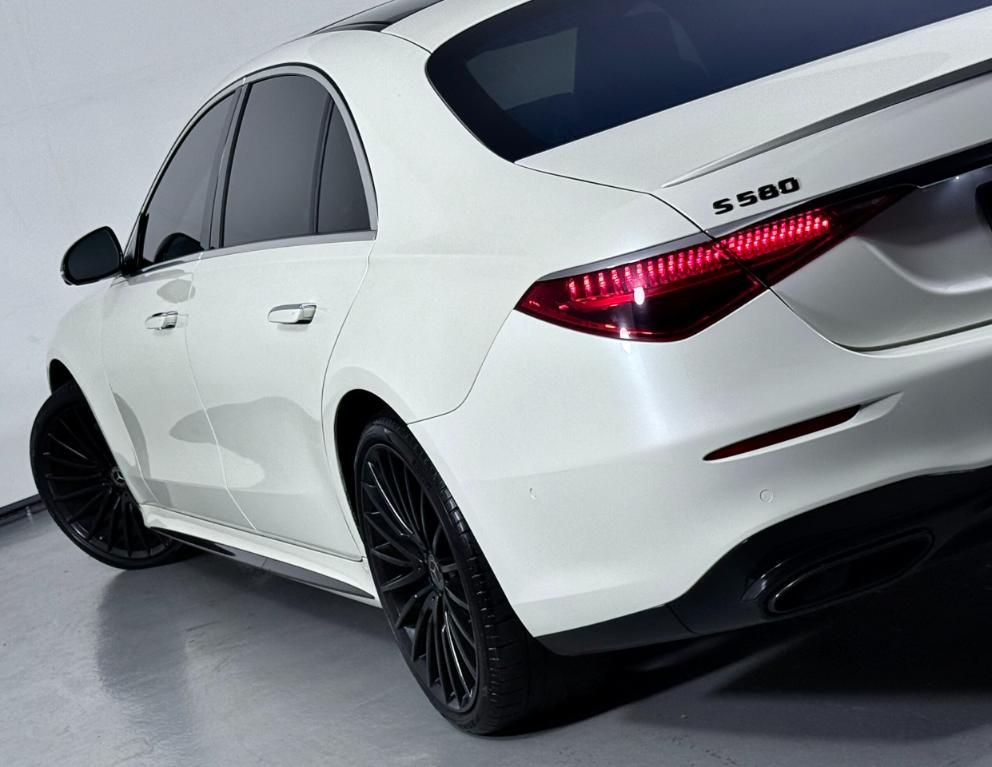 used 2022 Mercedes-Benz S-Class car, priced at $59,900