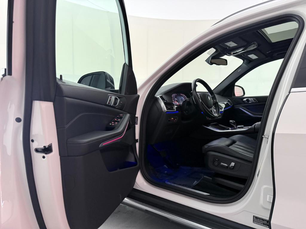 used 2020 BMW X5 car, priced at $29,900