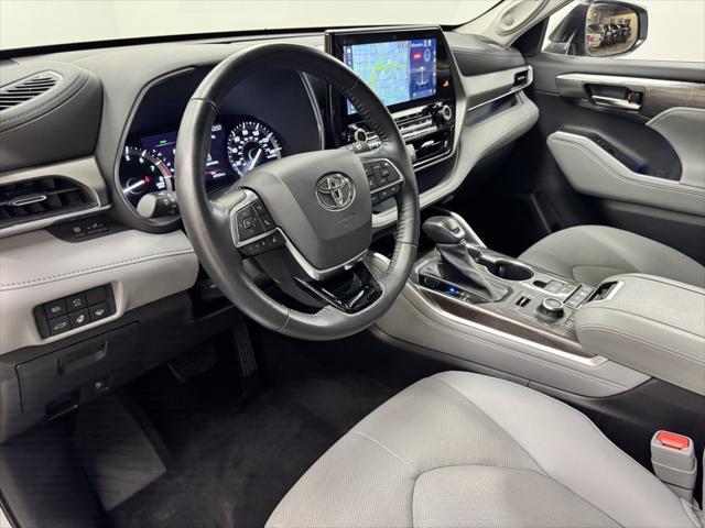 used 2021 Toyota Highlander car, priced at $35,475