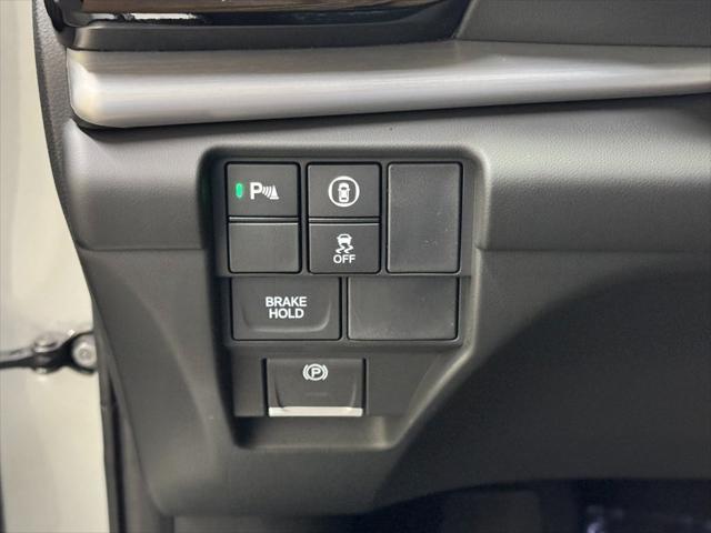 used 2025 Acura RDX car, priced at $45,490