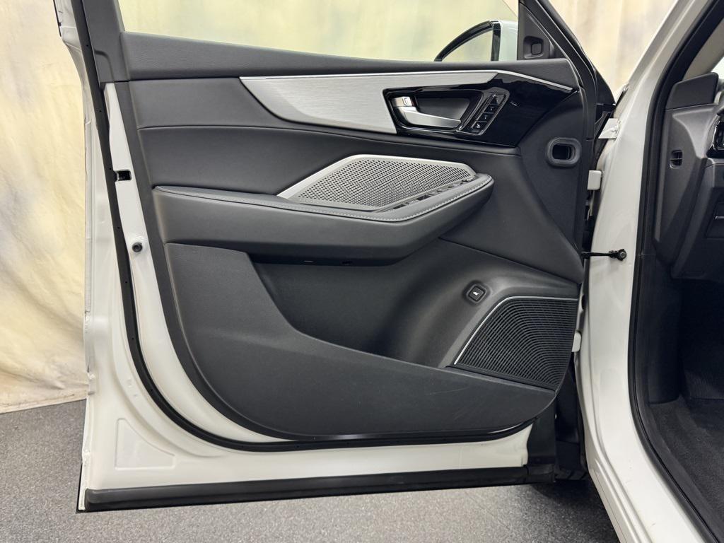 used 2023 Acura MDX car, priced at $42,000