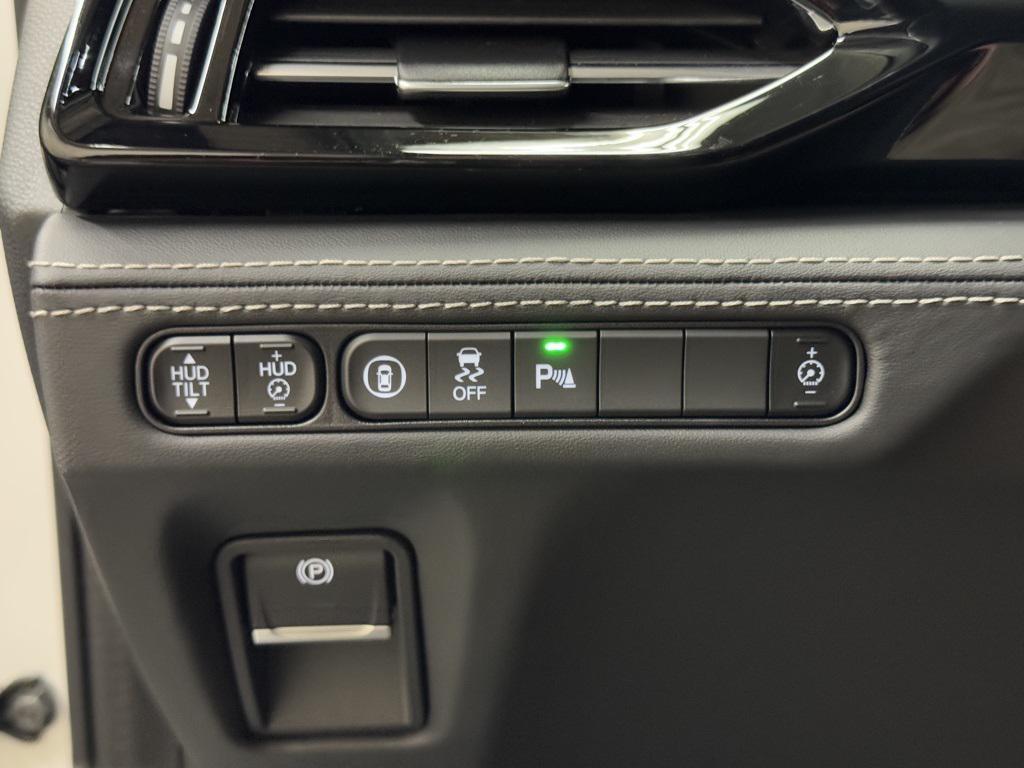 used 2023 Acura MDX car, priced at $43,500