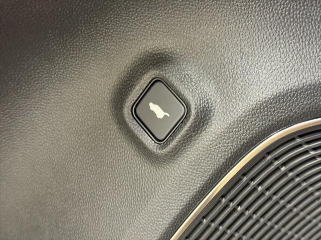 used 2025 Acura MDX car, priced at $59,986