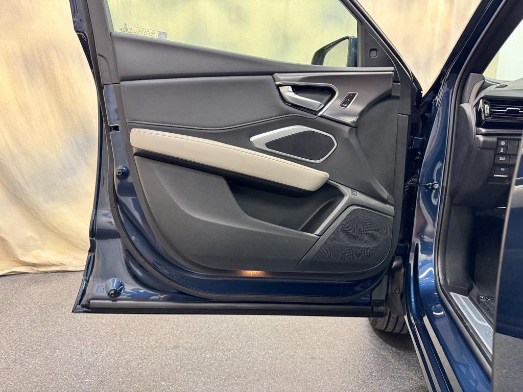 new 2025 Acura RDX car, priced at $46,050