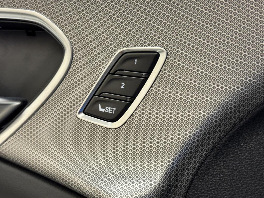 used 2025 Acura RDX car, priced at $43,500