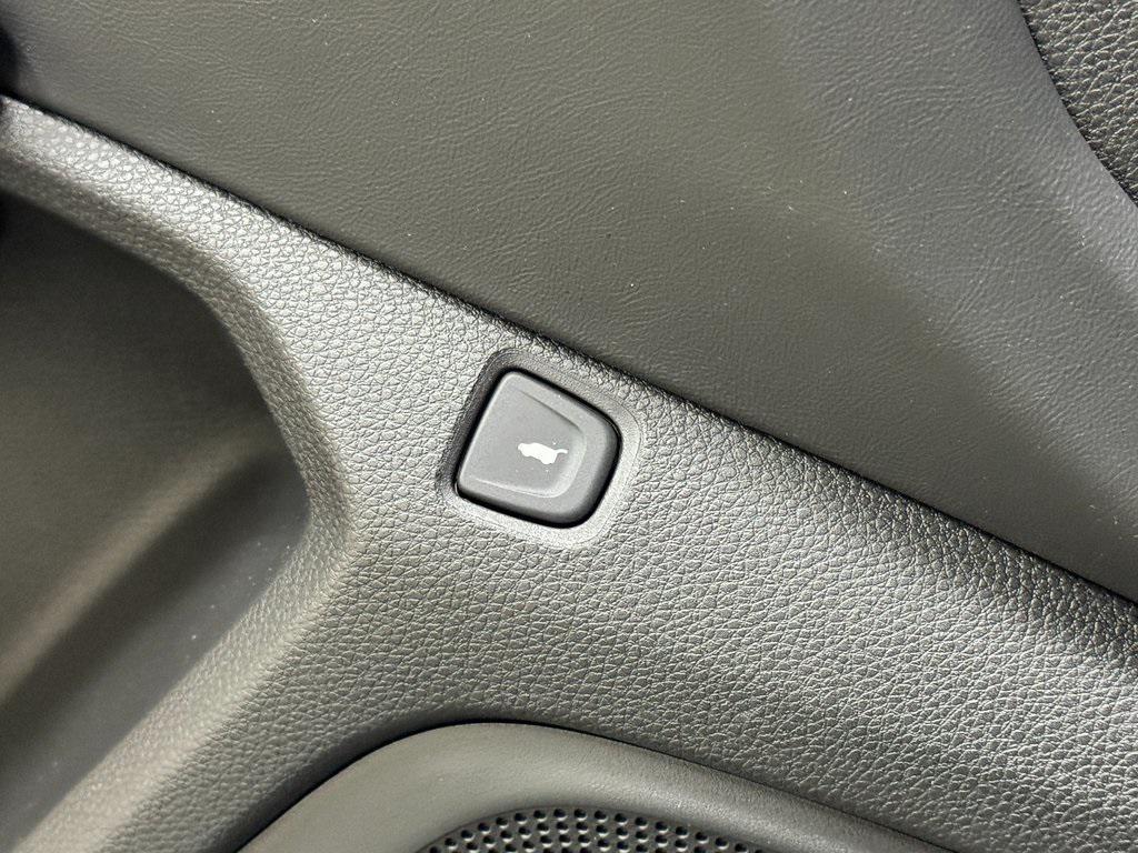 new 2025 Acura RDX car, priced at $49,250