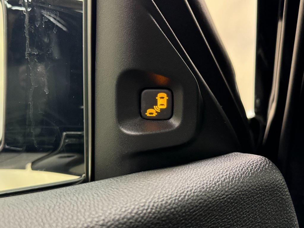 new 2026 Acura MDX car, priced at $64,350