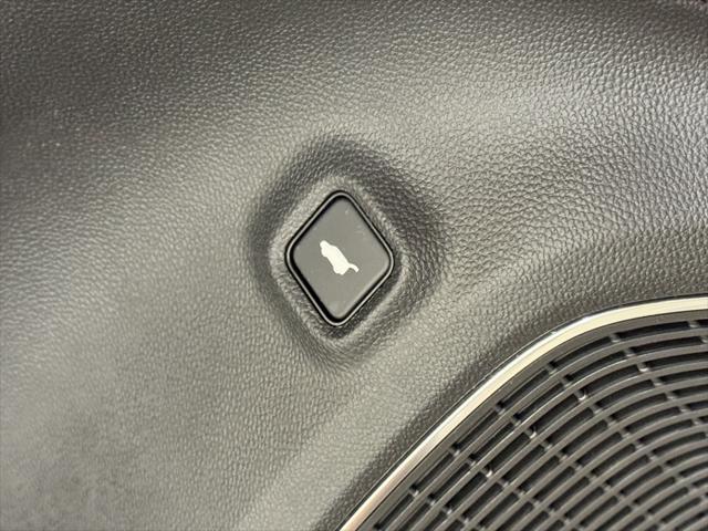 used 2025 Acura MDX car, priced at $55,499