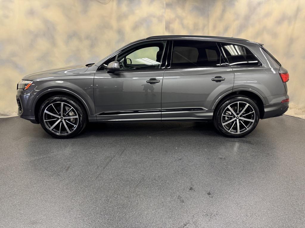 used 2025 Audi Q7 car, priced at $51,000