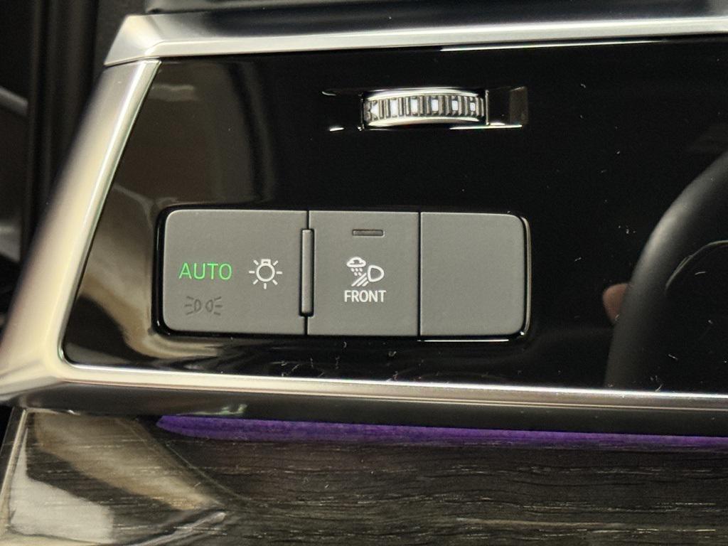 used 2025 Audi Q7 car, priced at $51,000