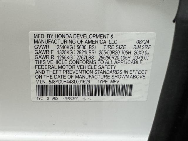 used 2025 Acura MDX car, priced at $53,668