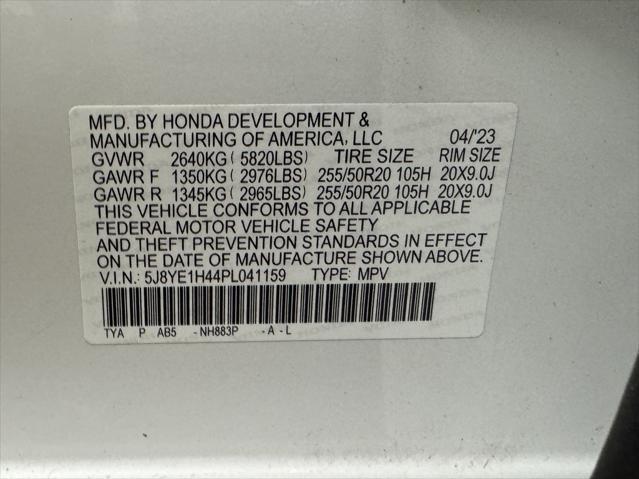 used 2023 Acura MDX car, priced at $43,006