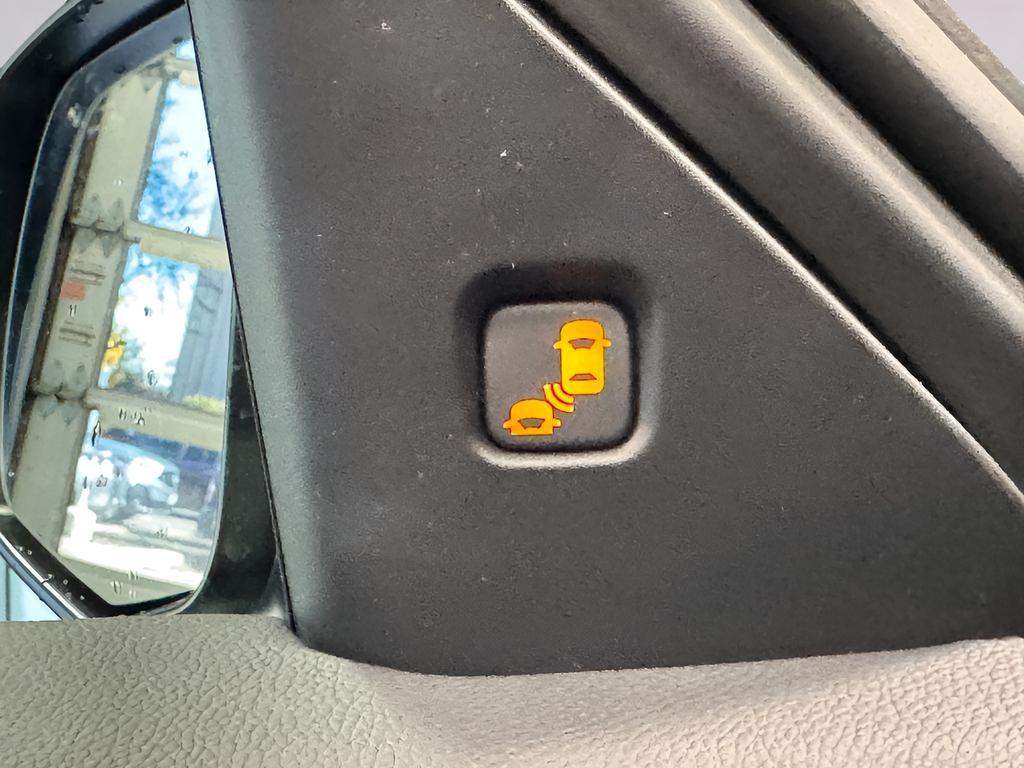 new 2025 Acura RDX car, priced at $46,650