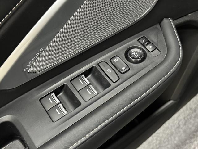 used 2022 Acura RDX car, priced at $33,263