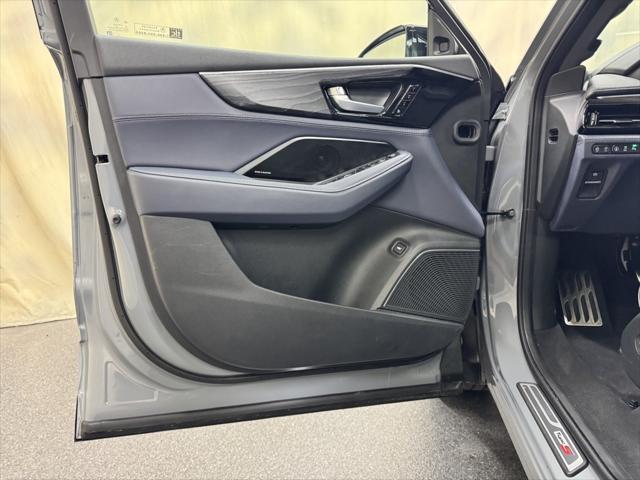 used 2025 Acura MDX car, priced at $70,982