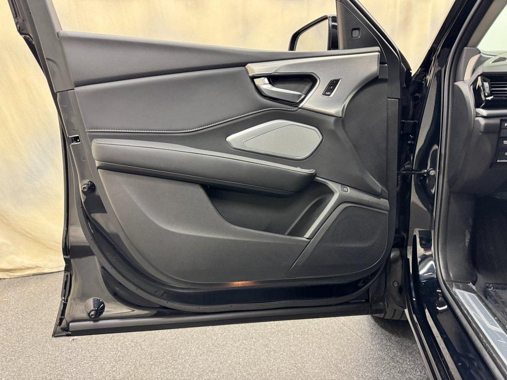 new 2026 Acura RDX car, priced at $49,650