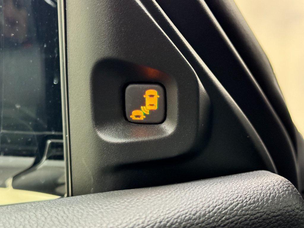 new 2026 Acura MDX car, priced at $64,350