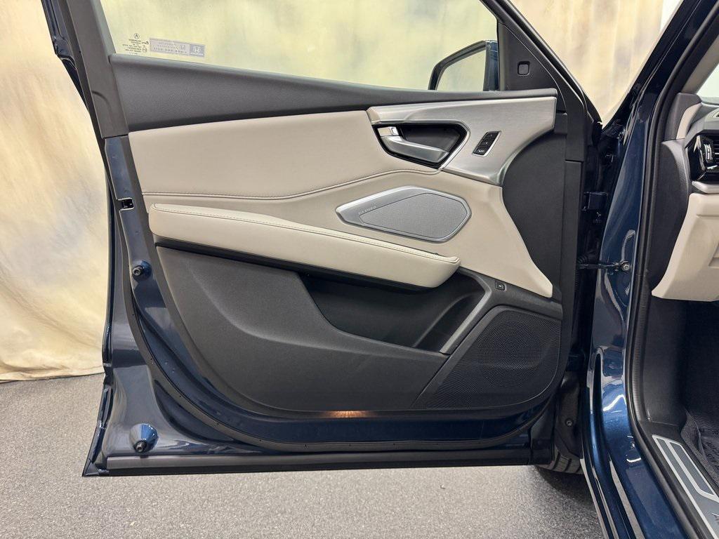 new 2025 Acura RDX car, priced at $48,650