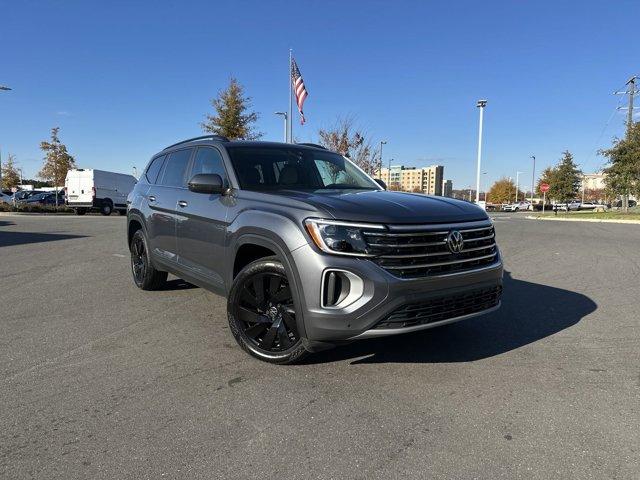 used 2024 Volkswagen Atlas car, priced at $36,489