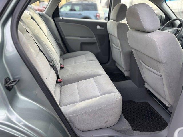 used 2005 Ford Five Hundred car, priced at $5,999