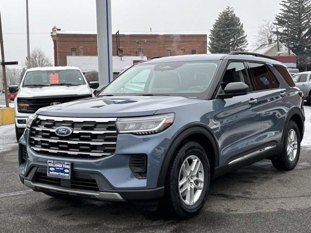 new 2025 Ford Explorer car, priced at $39,728