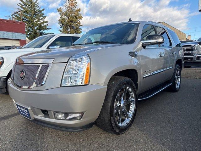 used 2007 Cadillac Escalade car, priced at $14,499