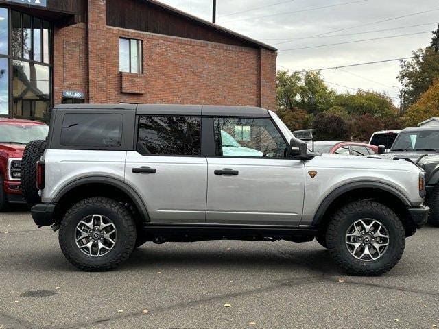 new 2024 Ford Bronco car, priced at $60,732