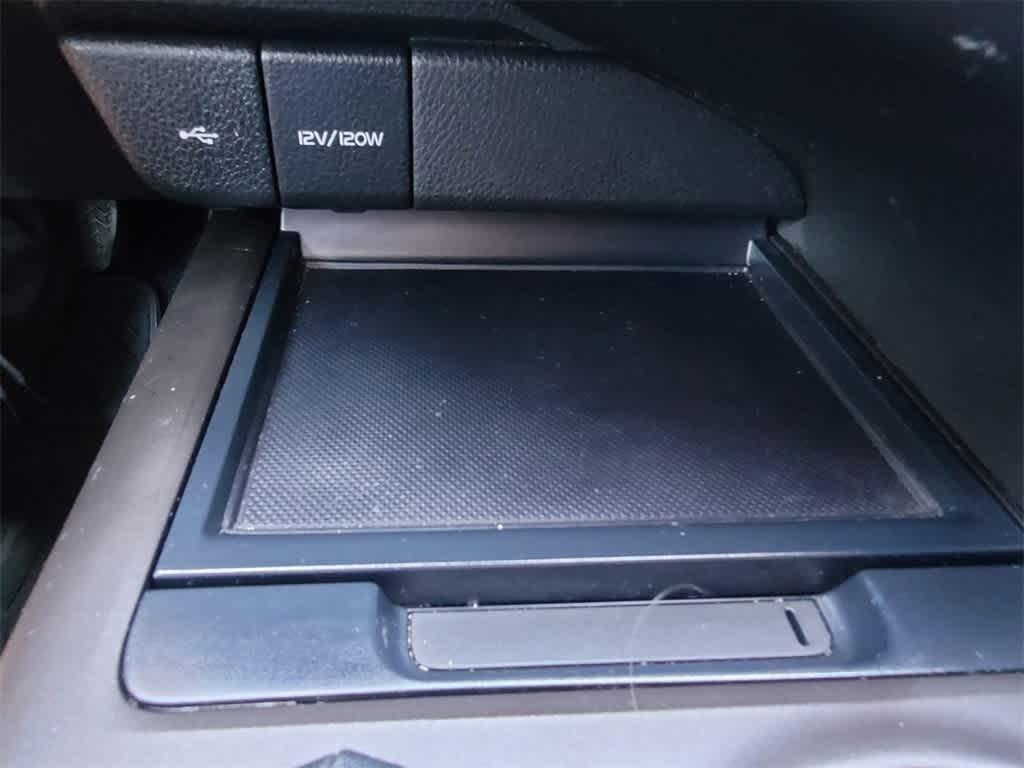used 2022 Toyota Camry Hybrid car, priced at $27,651