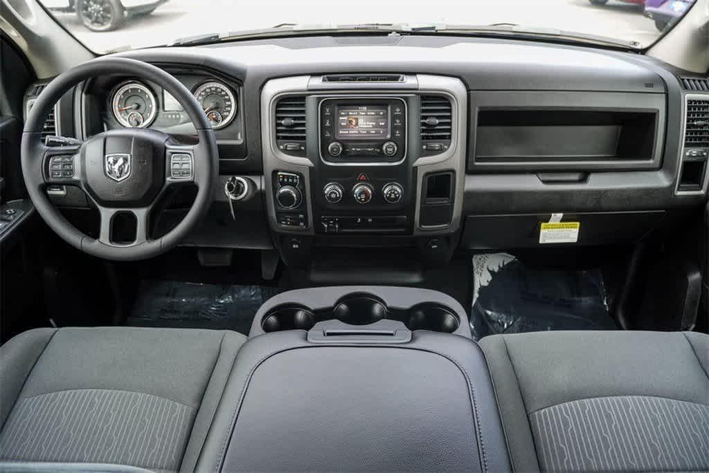 new 2024 Ram 1500 Classic car, priced at $55,425