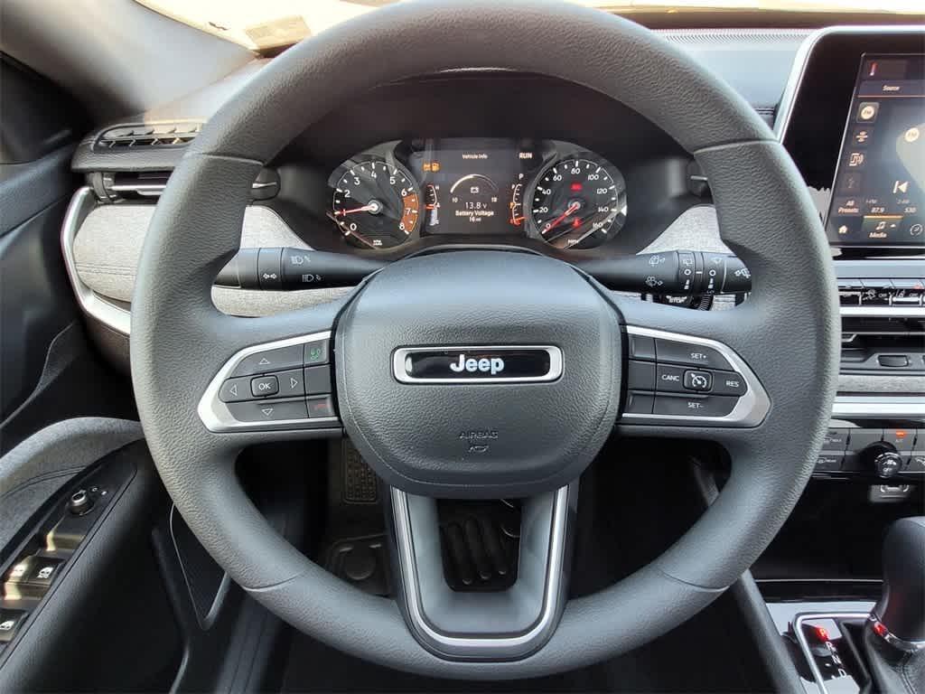 new 2025 Jeep Compass car, priced at $28,895