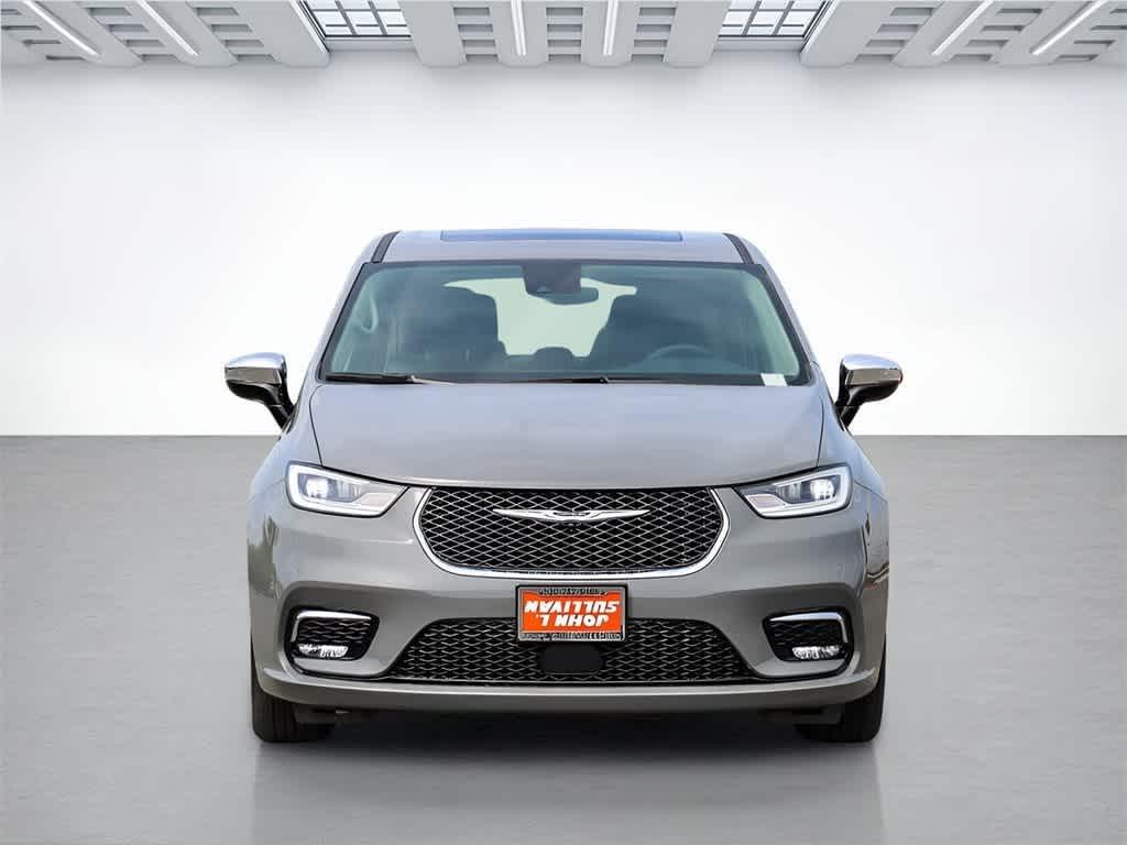 new 2023 Chrysler Pacifica Hybrid car, priced at $50,985
