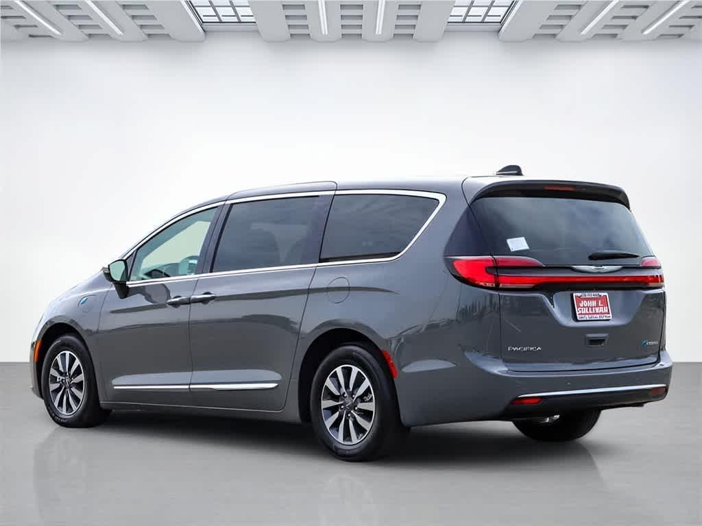 new 2023 Chrysler Pacifica Hybrid car, priced at $50,985