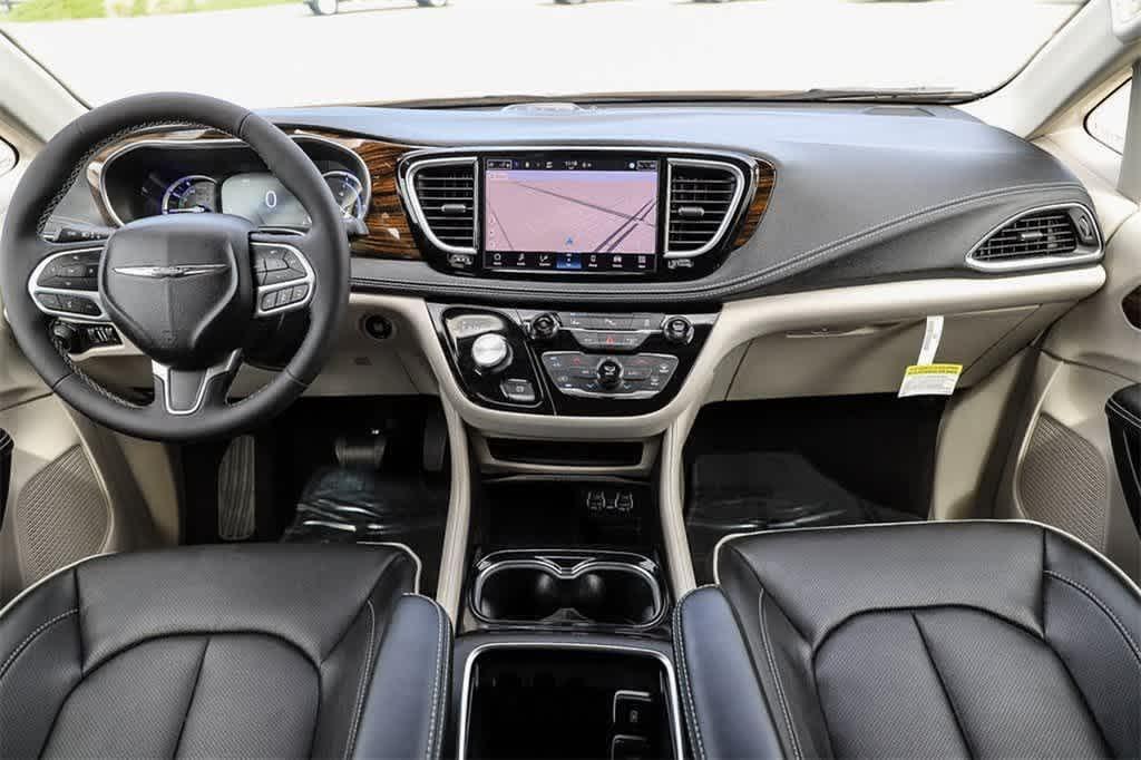 new 2023 Chrysler Pacifica Hybrid car, priced at $50,985