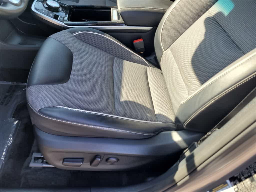 used 2022 Kia Niro EV car, priced at $24,021