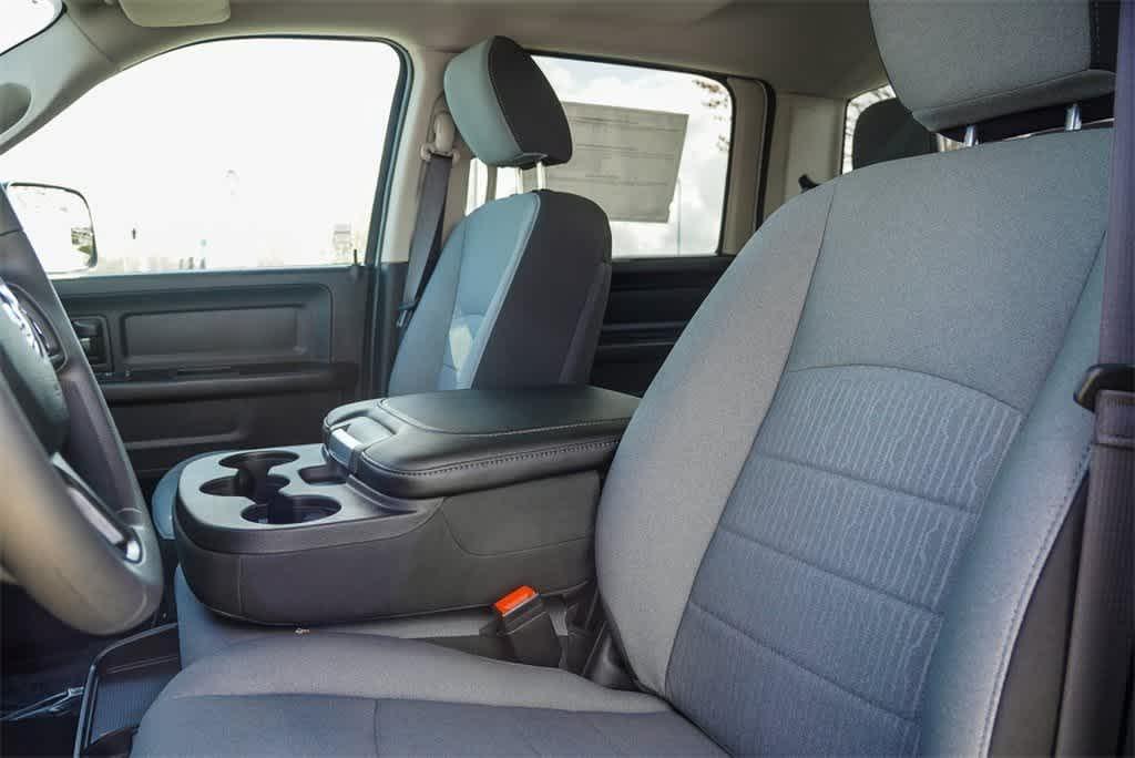 new 2024 Ram 1500 Classic car, priced at $51,215