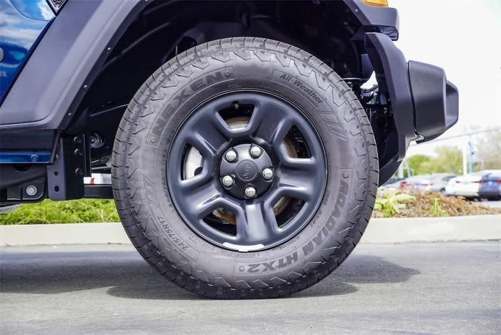new 2025 Jeep Wrangler car, priced at $43,780