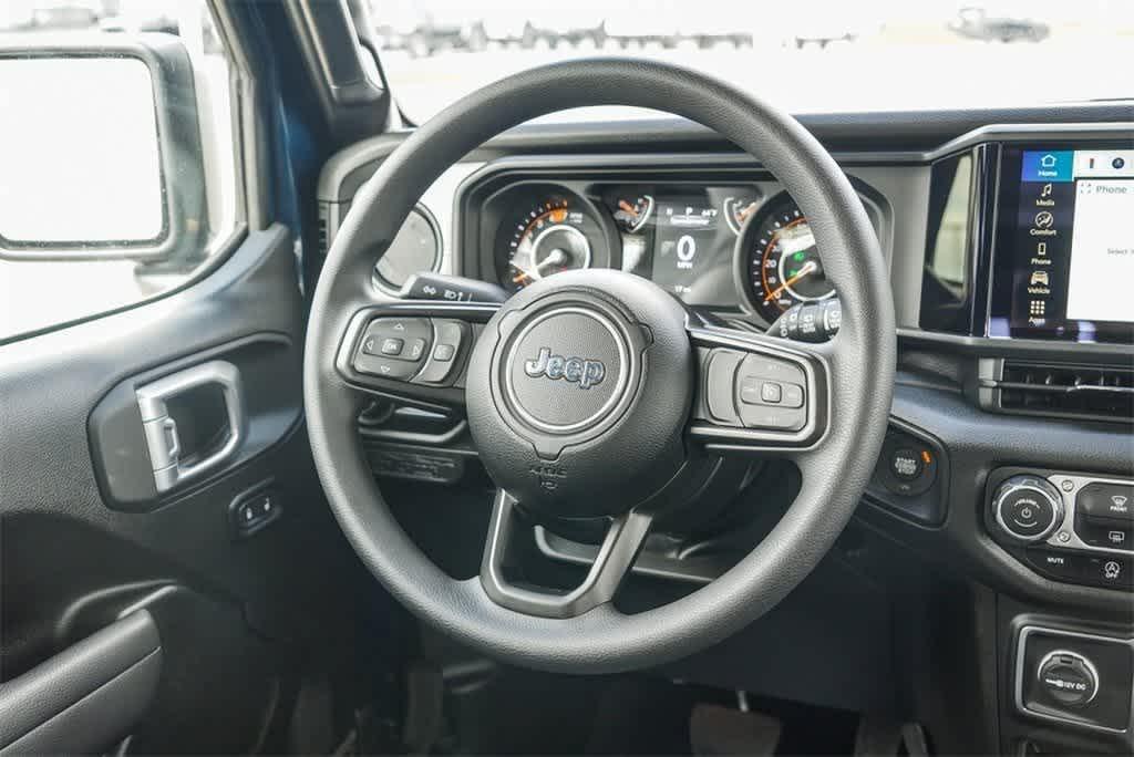 new 2025 Jeep Wrangler car, priced at $43,780